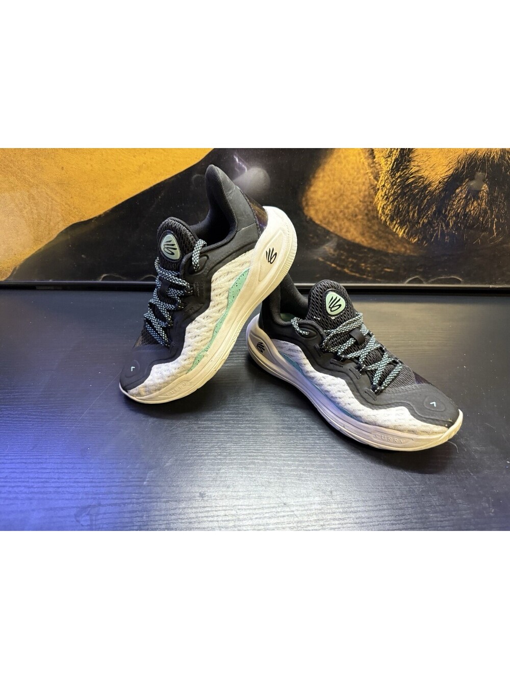 Under Armour Curry 11 Future Curry GS 6Y Black White Blue 3026619-101